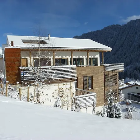 Apart Lischana