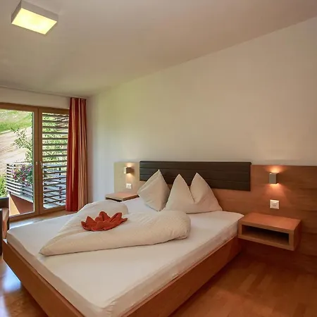 利斯卡纳公寓 *