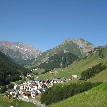 利斯卡纳公寓 公寓 *