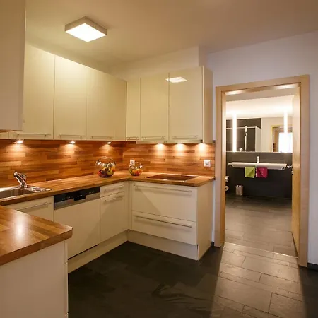 Apartamento Lischana *