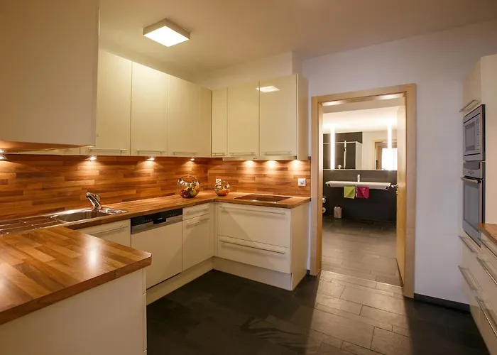 Apartment Lischana *